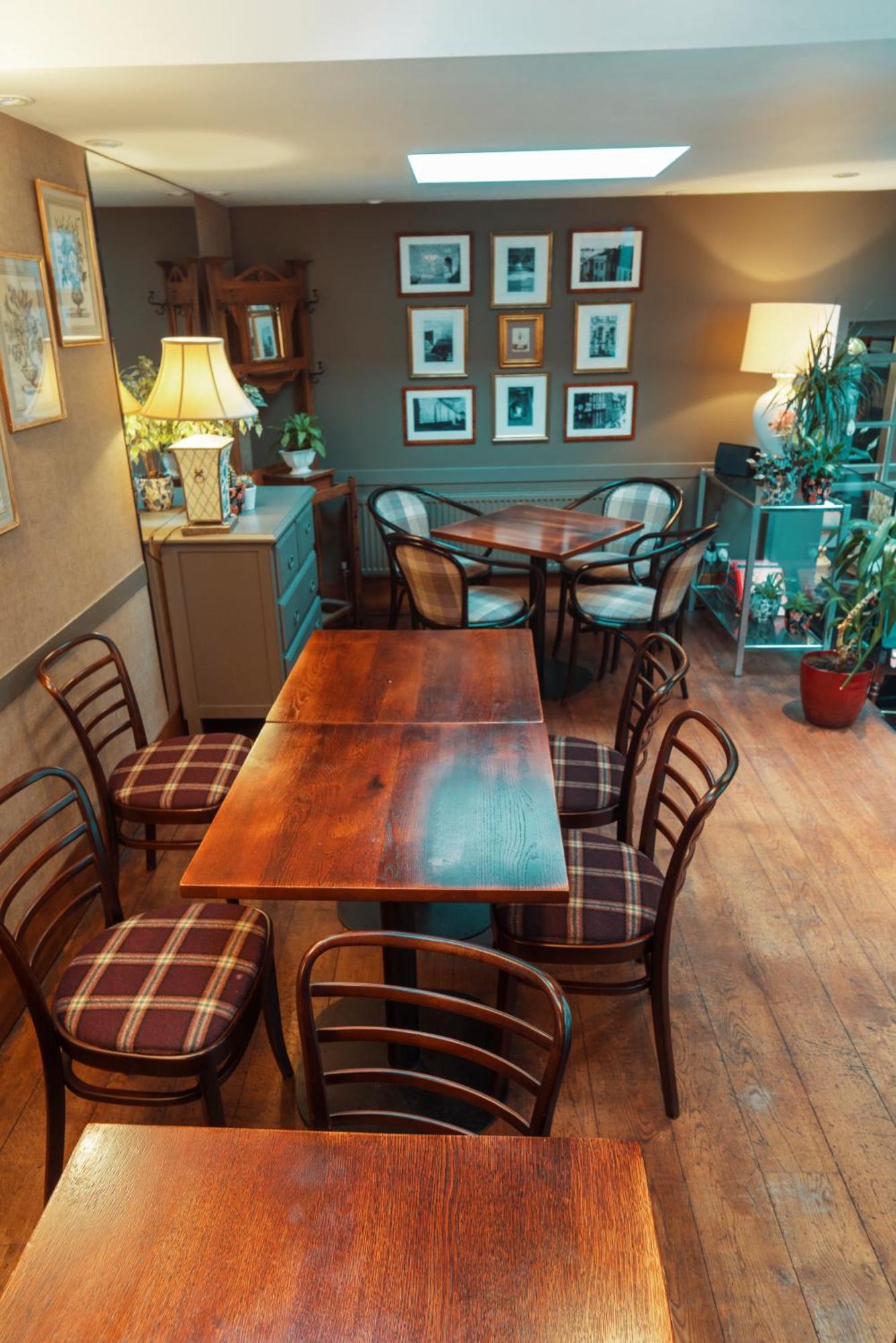 The Old Vine Hotel Winchester Bagian luar foto
